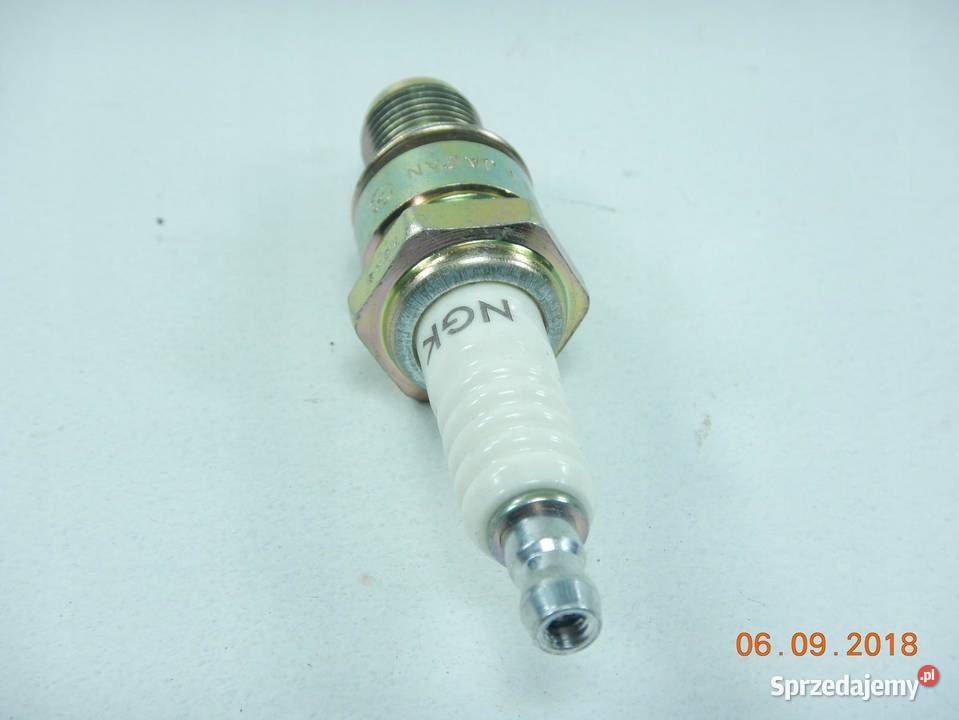 ŚWIECA ZAPŁONOWA MITSUBISHI L300 LANCER IV V