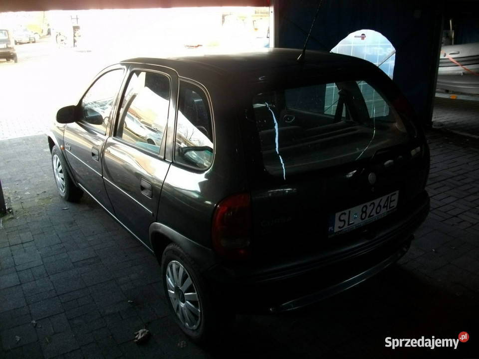 Opel Corsa auto do miasta B 19932000 nieuszkodzony Katowice