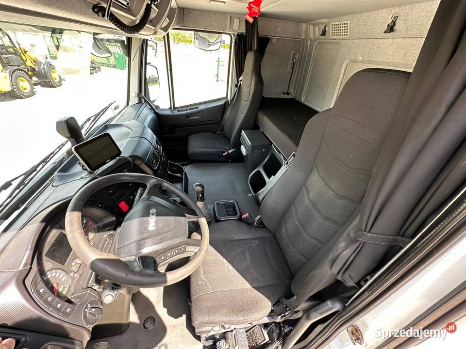 CIĄGNIK SIODŁOWY MARKI IVECO STRALIS AT440TPRR 1kg Tuliszków