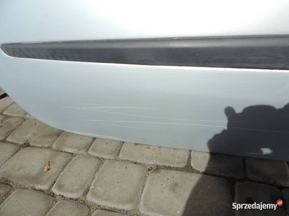 RENAULT LAGUNA 2 HB DRZWI PRAWY TYŁ Nowy Sącz