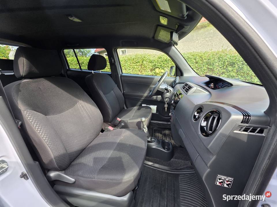 Daihatsu Materia 2010 17999 1500cm3 Kamienna Góra