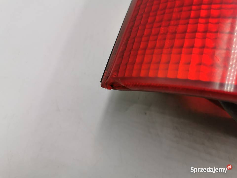 Lampa Lewy Tył Tylna Lewa Audi A4 B5 Avant Lift Części sprzedam