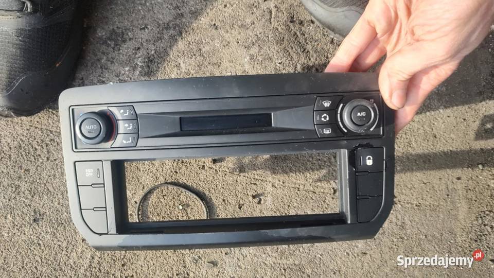 Panel nawiewu klimatyzacji 96715289ZD Citroen c5 sprzedam