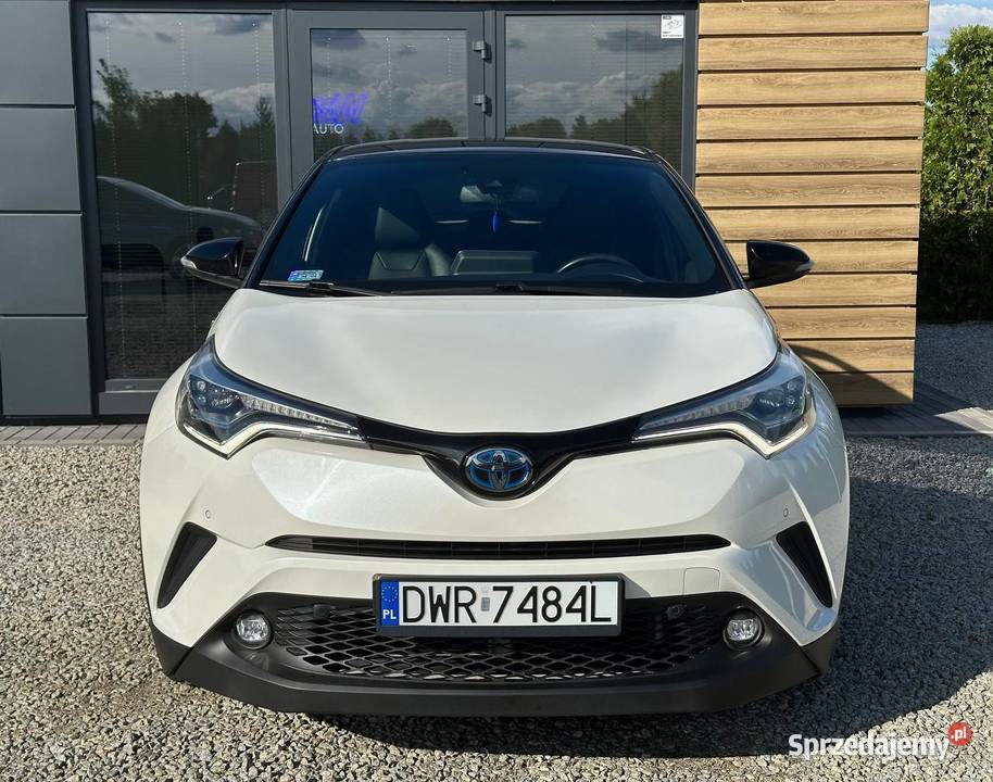 Toyota CHR 18 Hybrid Premium Wrocław