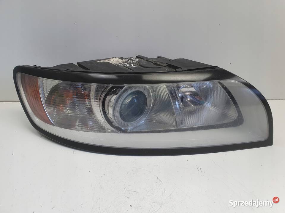 Volvo S40 II V50 LIFT PRZEDNIA LAMPA PRAWA prawy osobowe sprzedam