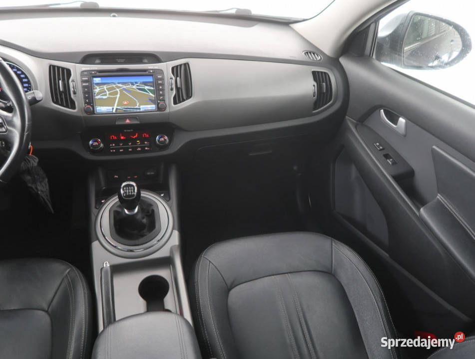 Kia Sportage 17 CRDi manualna