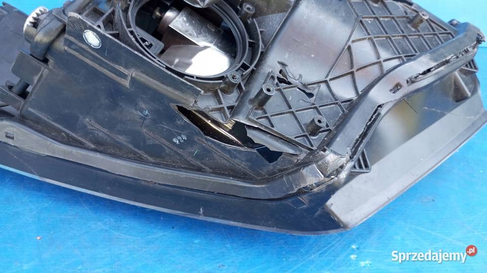 LAMPA LEWY PRZÓD EUROPA XENON NISSAN GTR GTR Nowy Tomyśl sprzedam