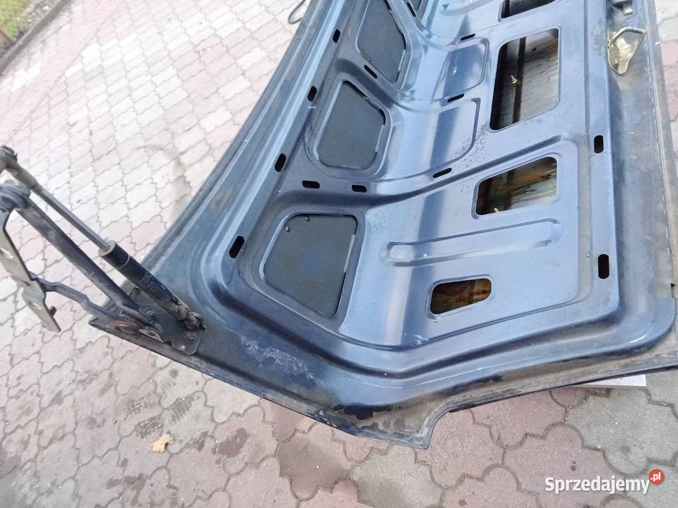 Polonez Atu klapa tyl Stalowa Wola