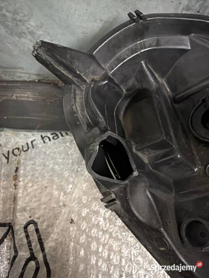 Volvo XC60 lewa lampa przód oryginalna Bielsko-Biała