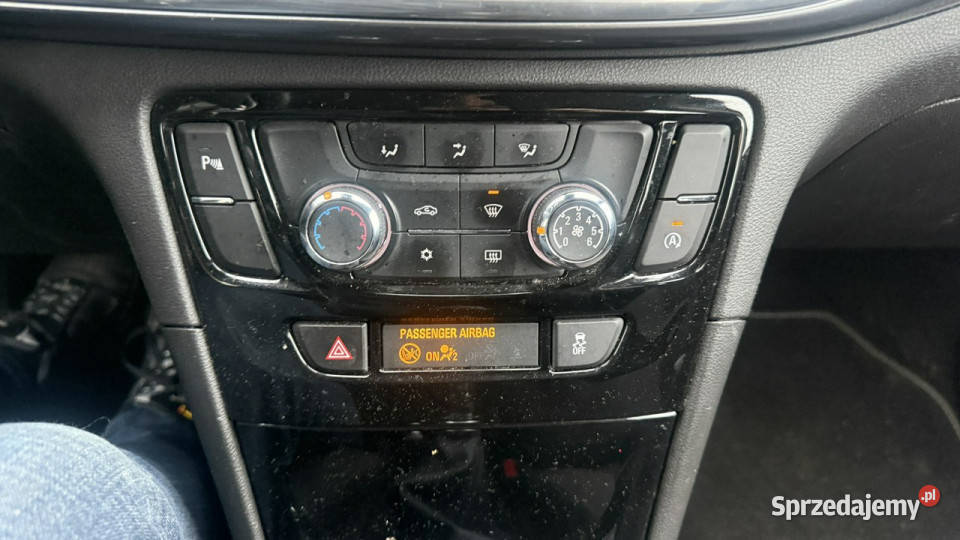 Opel Mokka 14 turbo Navi CarPlay ledy centralny zamek Gdańsk sprzedam