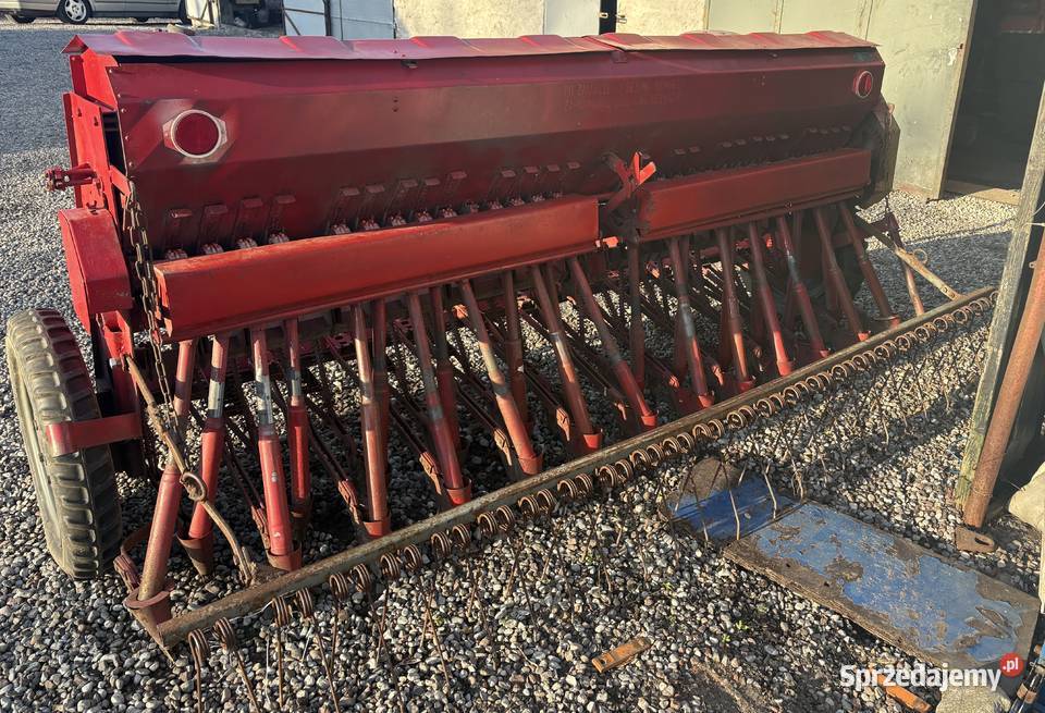 Siewnik poznaniak na docisku i wąskim kole Konin