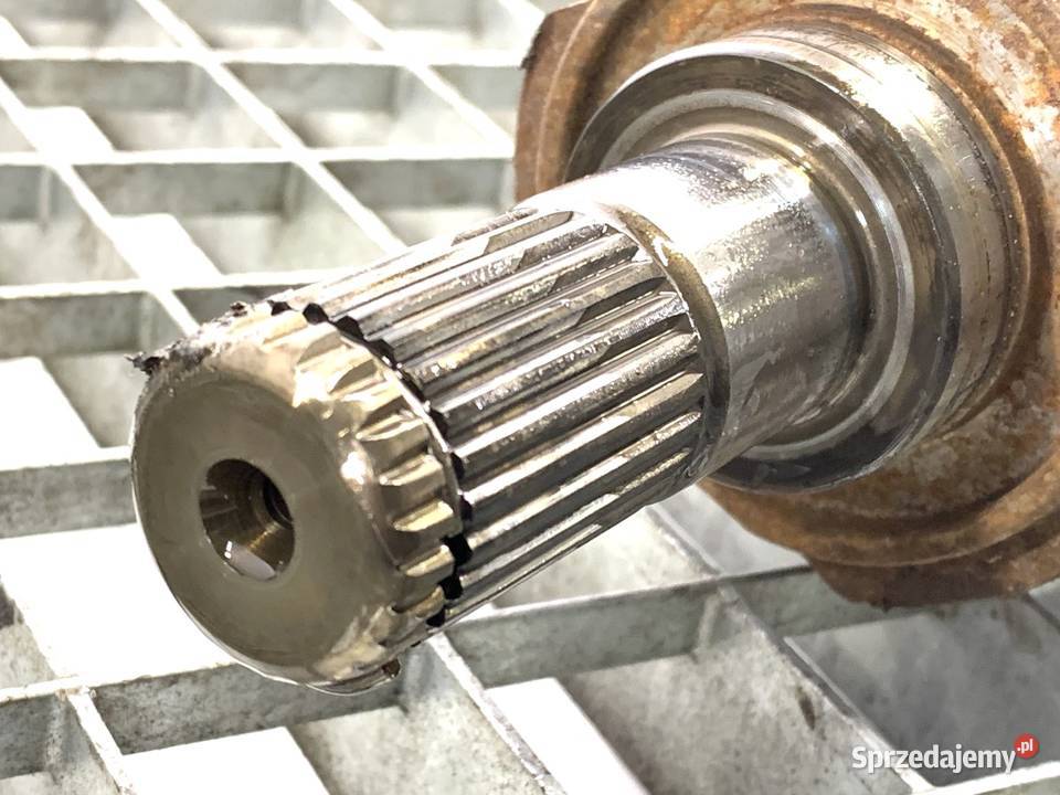 PÓŁOŚ PRAWY PRZÓD KIA CEED 14 100 1218 PRZEGUB