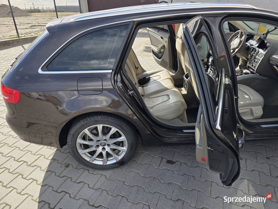Sprzedam Audi A4B8 Września