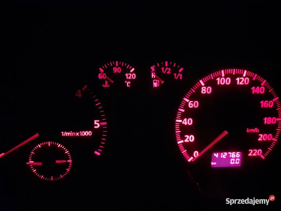 Sprzedam audi a4 b5 19 tdi avant uszkodzony do kamera cofania Gdynia