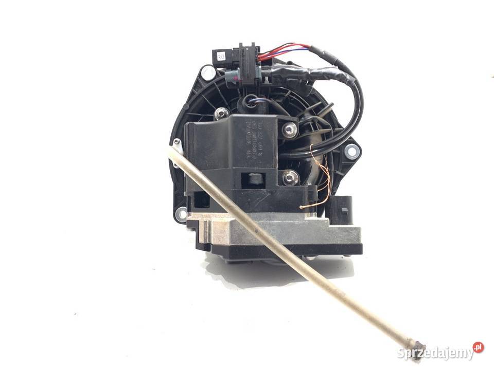 KLAMKA KLAPY TYŁ VW PASSAT B8 3G0827469H Kombi osobowe