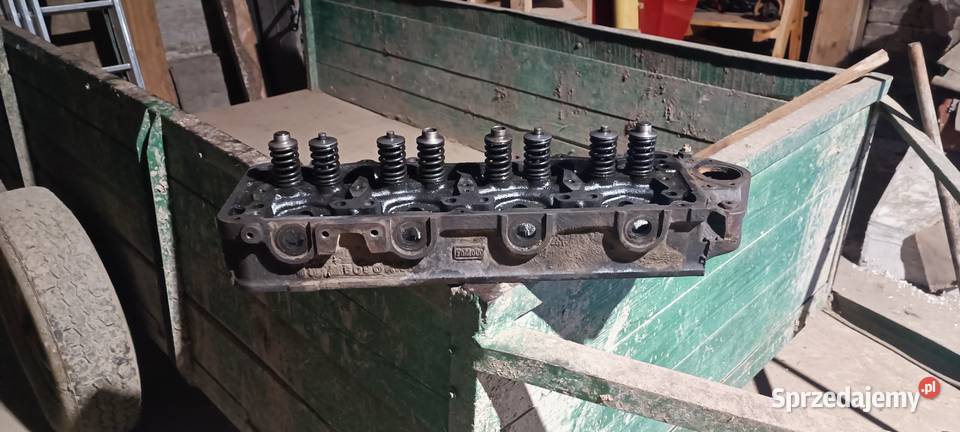 Głowica silnika ford 2712e Ćmielów