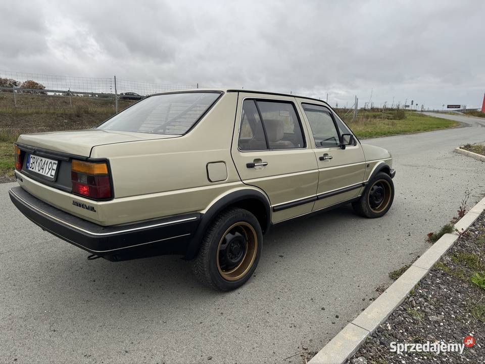 VW Jetta GL 1986 19 TD AAZ Zdrowa Blacha Brązowy Świecie