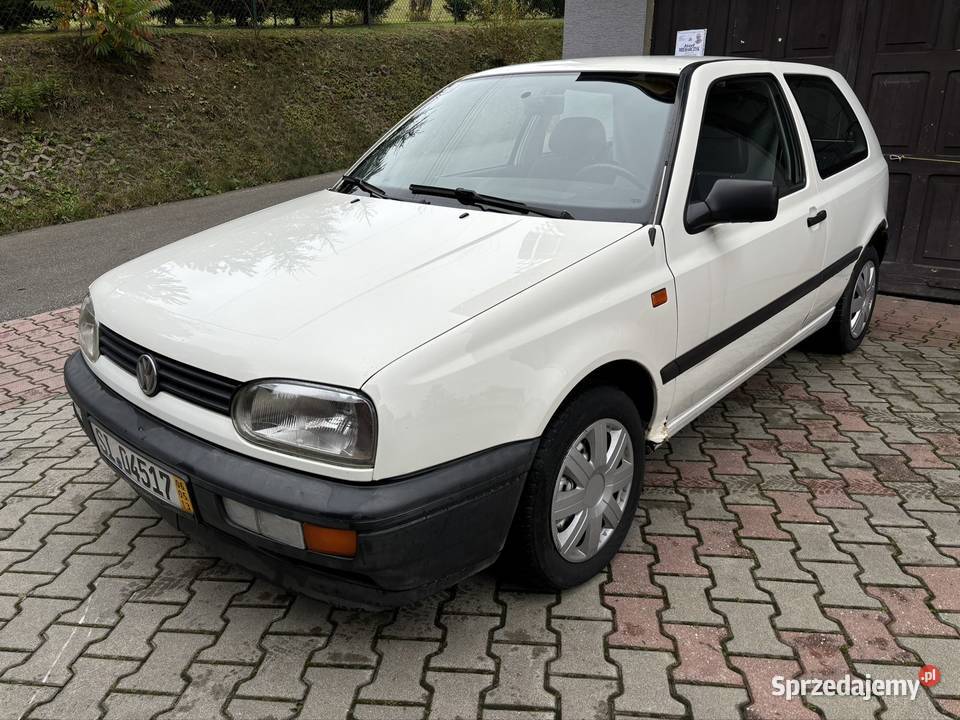 Vw golf 3 14 benzyna 137 oryginalnego