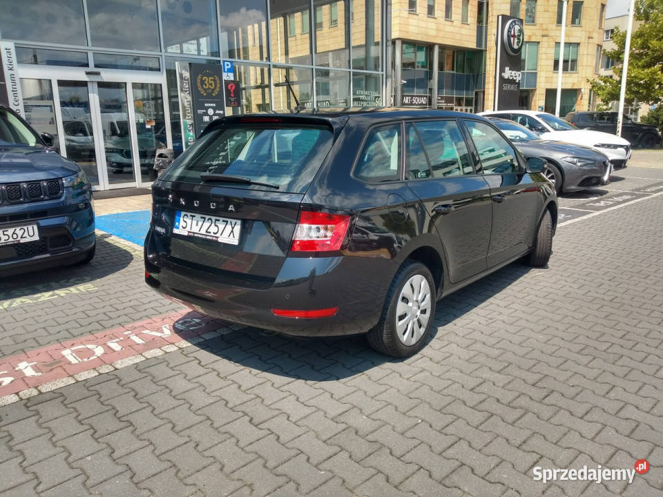 koda Fabia 10 95 ambition czujniki parkowania światła do jazdy dziennej Tychy