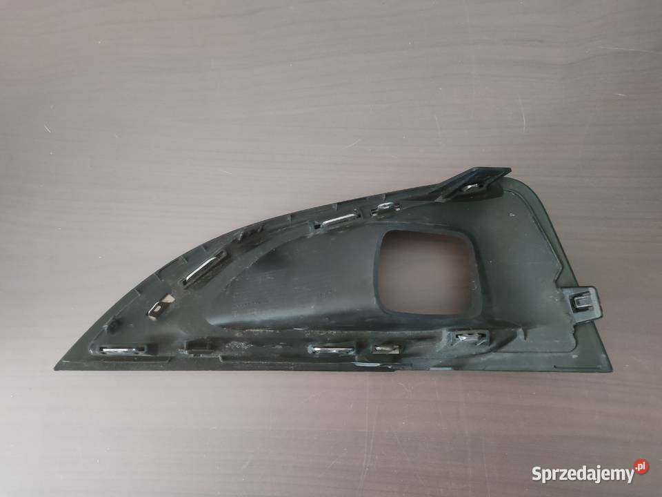 Kratka zderzaka przedniego Peugeot 3008 osobowe Karoseria Lublin