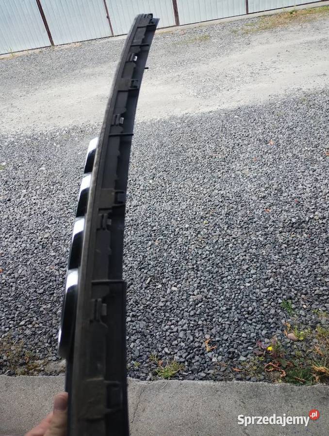 Atrapa grill Audi A3 8l0807683 Śrem sprzedam