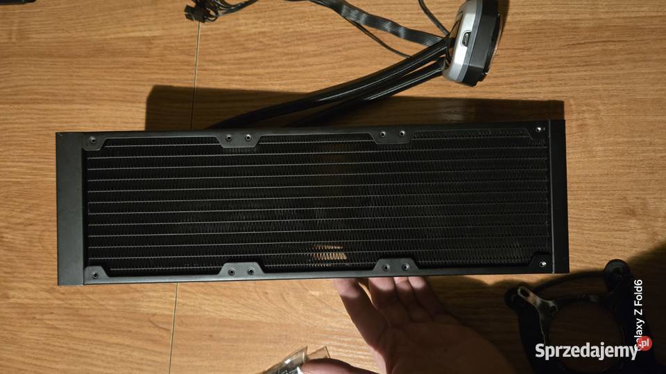Chłodzenie wodne procesora Corsair H150i pro rgb