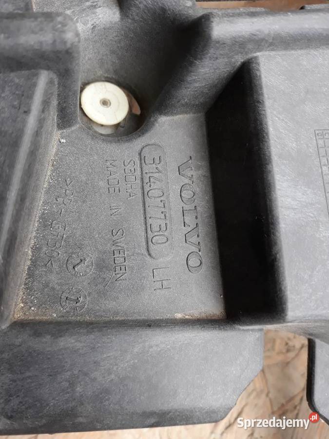VOLVO XC90 ŚLIZG ZDERZAKA PRAWY LEWY TYŁ Międzychód