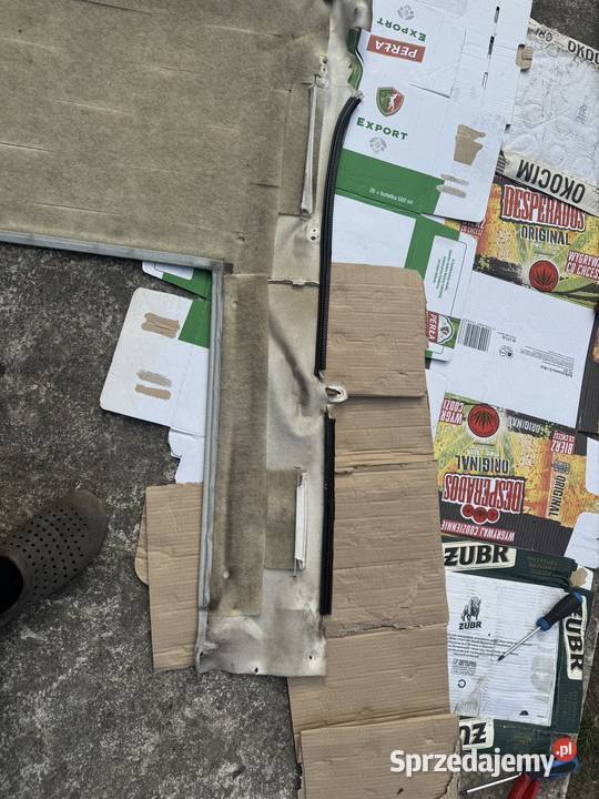 Podsufitka Mercedes w124