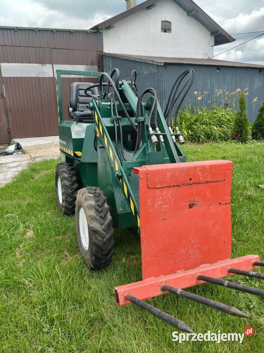 STRIEGEL 110 Dl Miniładowarka przegubowa Żelazków