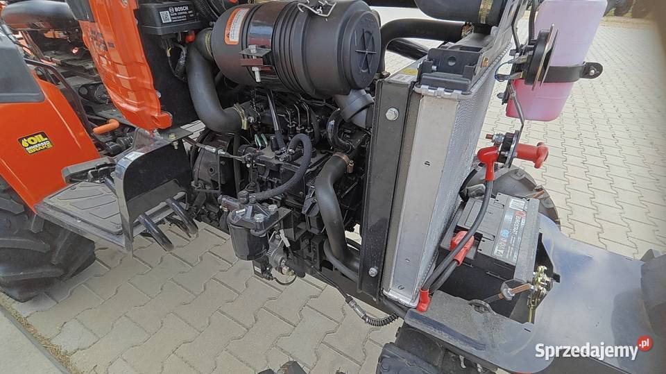 Ciągnik kompaktowy AVENGER 26 25 4x4 NOWY Rząśno