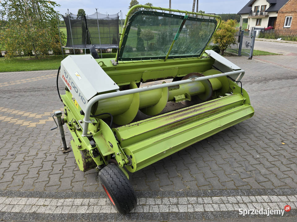 Podbieracz do trawy CLAAS PU 300 HD Baliki