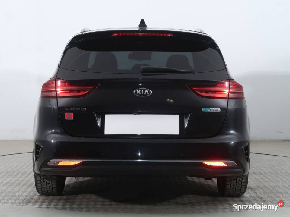 Kia Ceed 16 CRDi MHEV manualna Piaseczno sprzedam