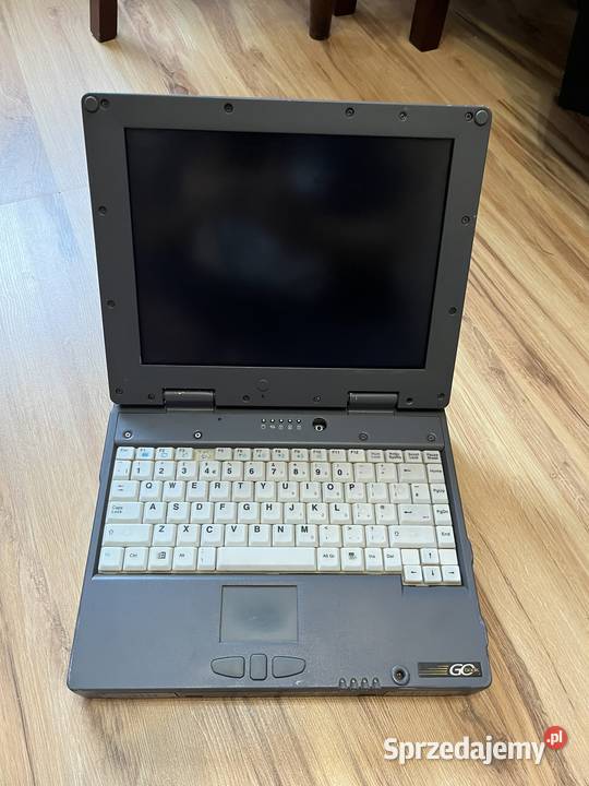 Zabytkowy laptop Itronix GoBook Pentium III Brzana