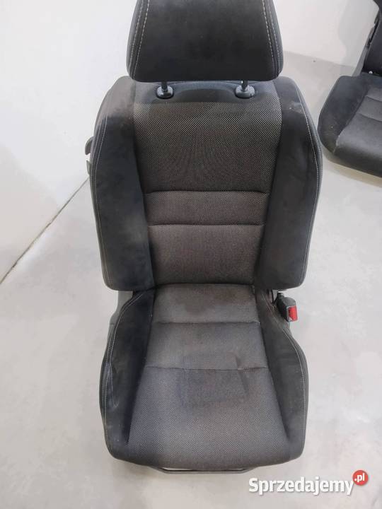 FOTELE KANAPA BOCZKI 3D KOMPLET GRZANE Honda