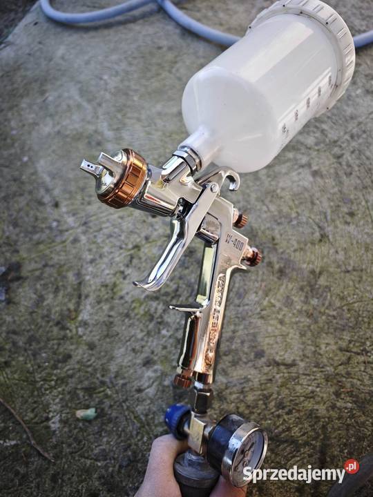 Pistolet iwata BellAria super stan
