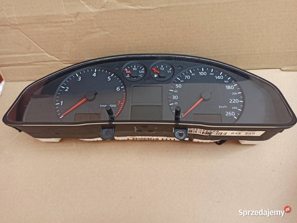 LICZNIK AUDI A4 B5 8D0920900K 16 9401 ZEGARY osobowe dolnośląskie Bolesławiec