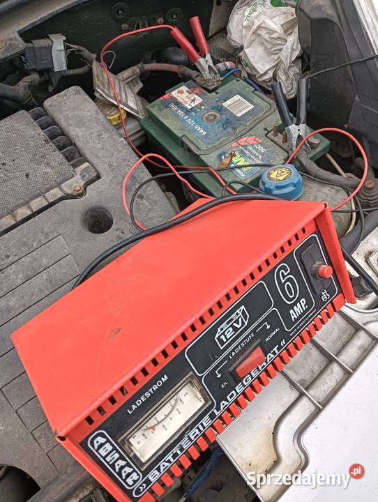 Prostownik ładowarka ABSAAR 6A 12V sprawny