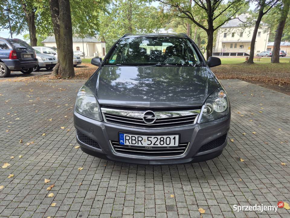 OPEL ASTRA H KOMBI 16 16v 200910 centralny zamek Astra Haczów