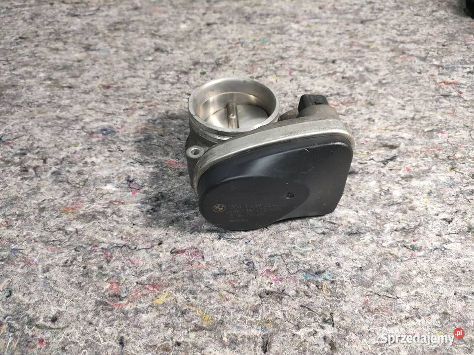 BMW E 46 przepustnica 1816 benzyna wielkopolskie Swarzędz