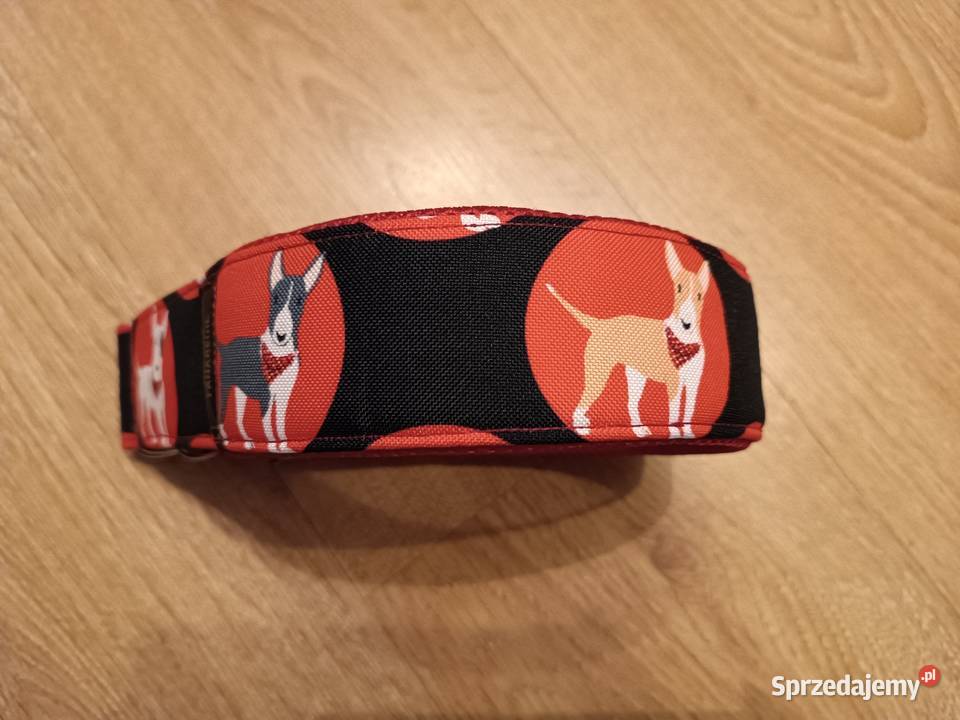 Elagancka duża szeroka półzaciskowa obroża Szczyrk