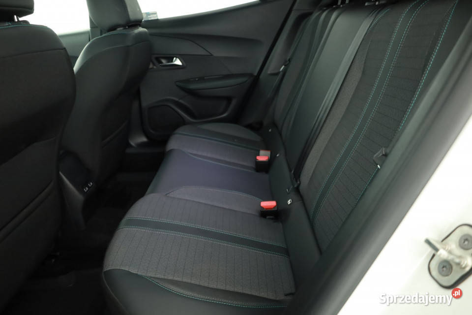 Peugeot 2008 12 PureTech Piaseczno sprzedam