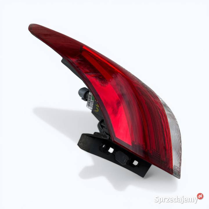 Lampa tylna prawa tył prawy 924023Z6 Hyundai i40