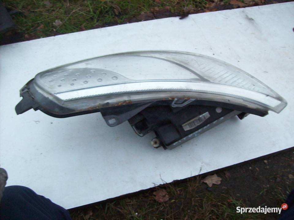 Citroen C3 Plurier Lampa przod przednia prawa Mińsk Mazowiecki