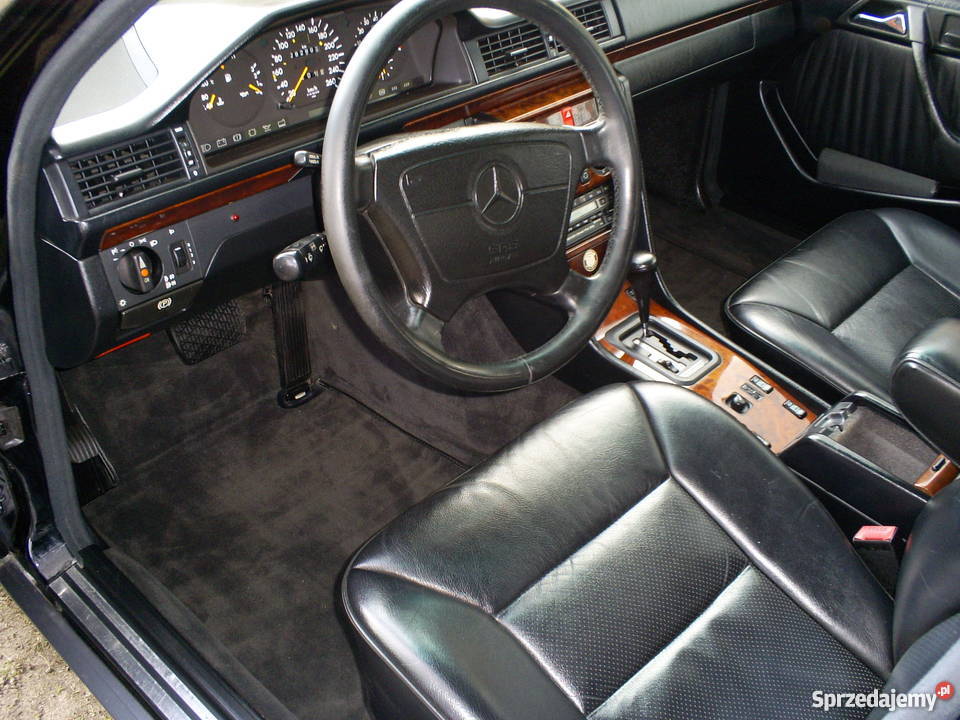 Mercedes 400E V8 4196cm3 400