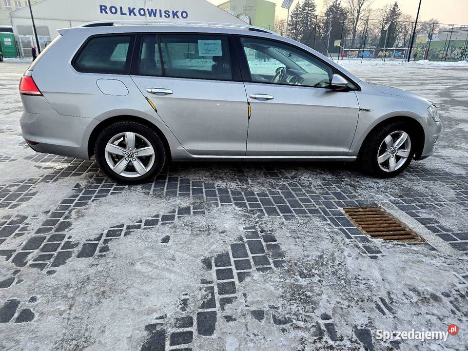 Piękny Volkswagen Golf VII 12TSI 110Euro6 Kombi Czarna Woda sprzedam
