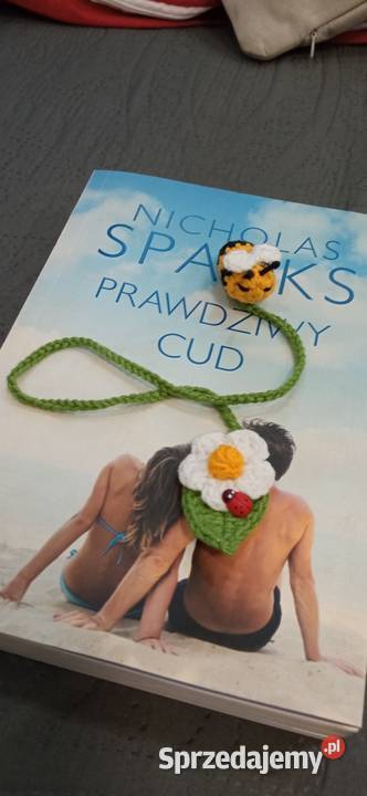 Pszczółka wykonana na szydełku zakładka do łódzkie