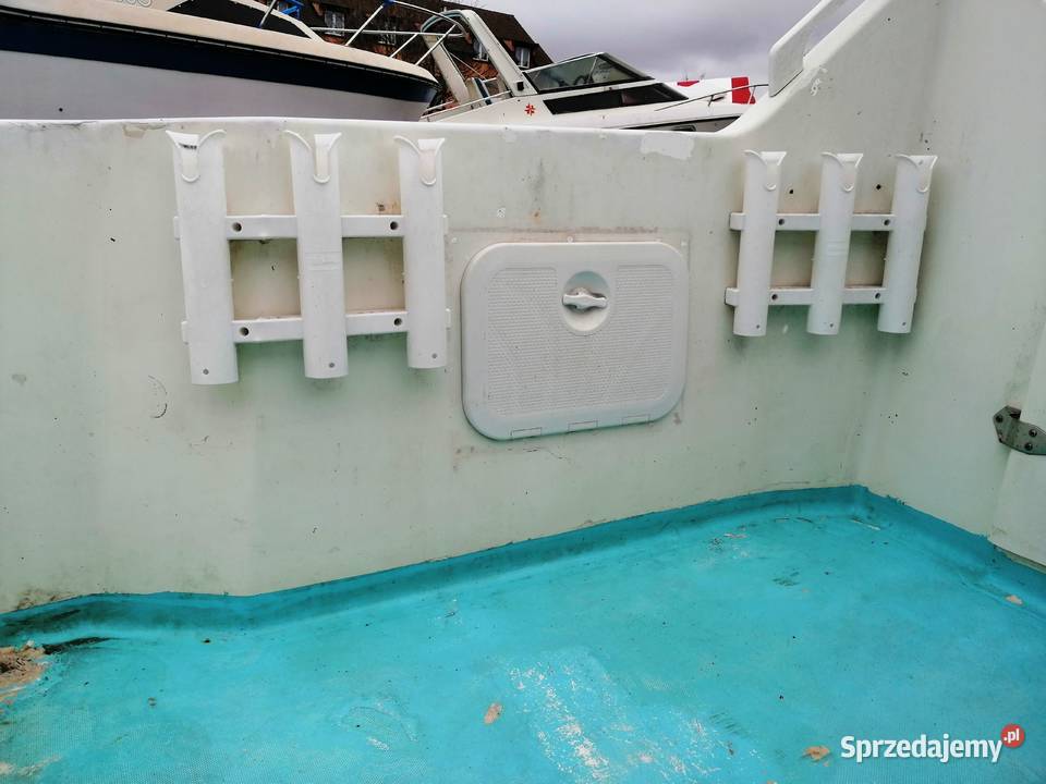 Jacht łódź motorowa kabinowa OMC silnik Yamaha Przejazdowo