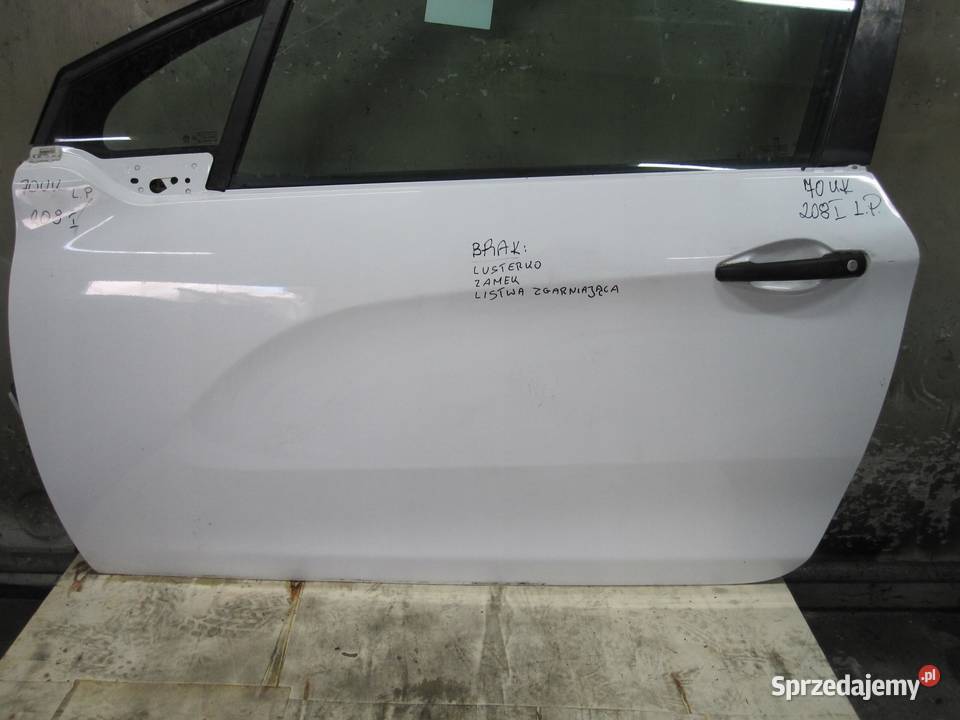 PEUGEOT 208 I 13r drzwi lewe przód osobowe sprzedam