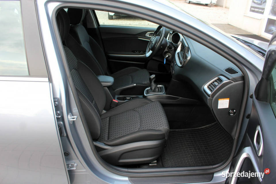 Kia Ceed Gwarancja Fabryczna SalonPL FV23 16CRDi mazowieckie sprzedam