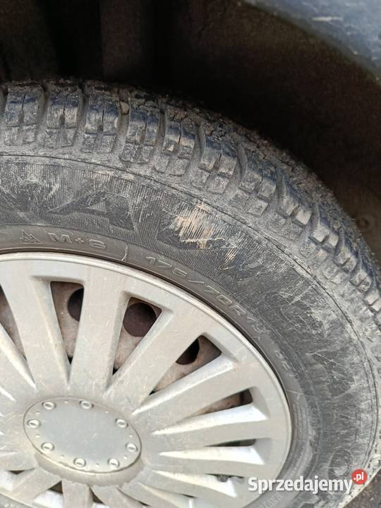 Komplet opon całorocznych Dębica Nawigator sprzedam